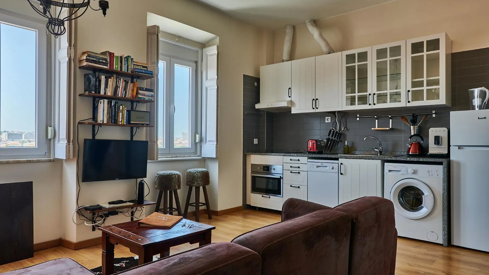 The Hilltop Nest Lissabon Apartment